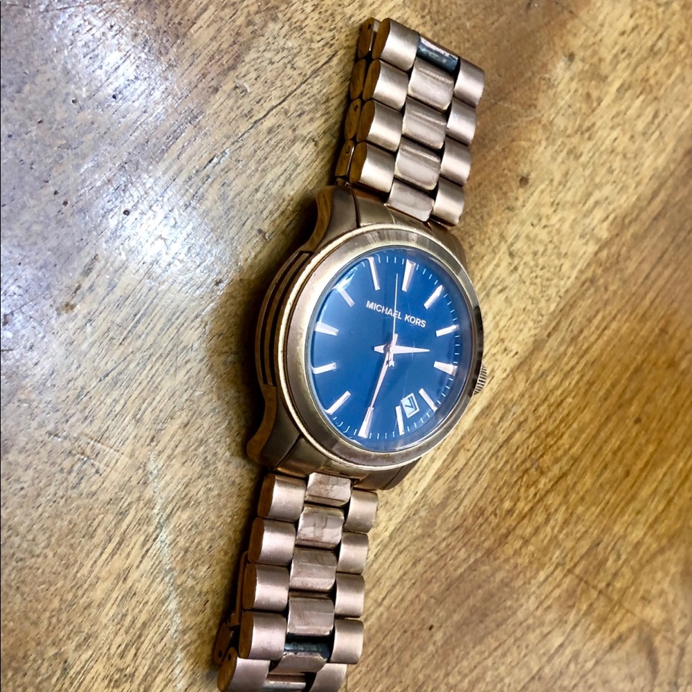 Michael Kors large face rose gold/navy face watch